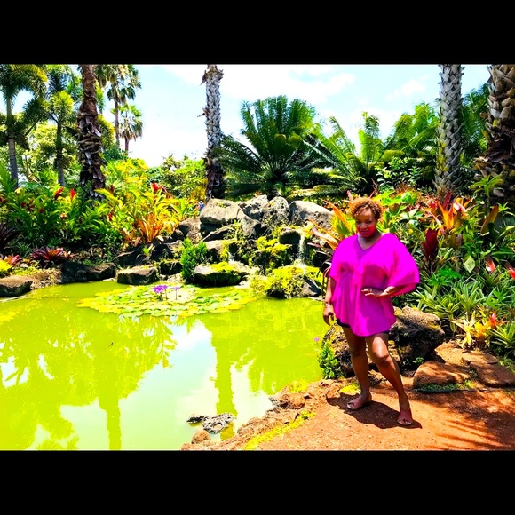 Meet your Posher, Nicole. - Picture 5 of 16